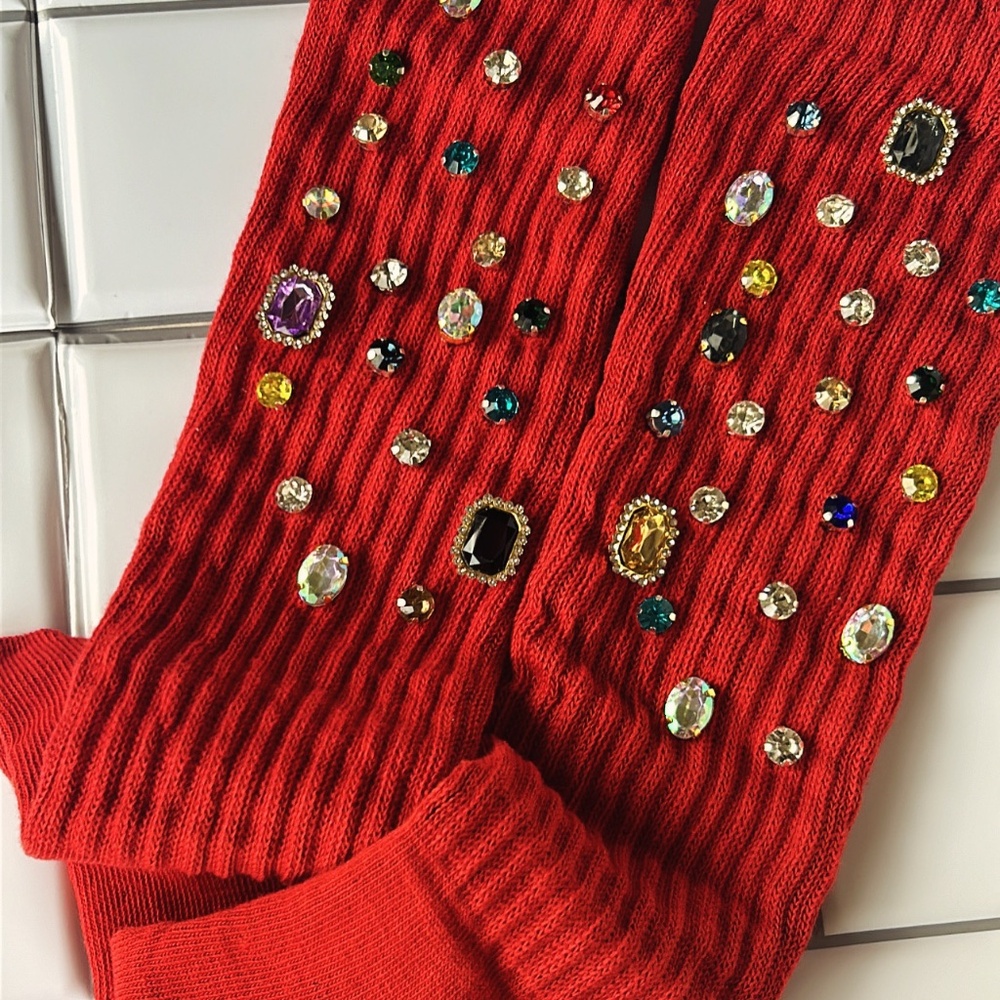 LITTLE RED RIDING HOOD SOCKS